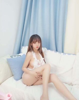 新婚侵犯挣扎呻吟求饶小说