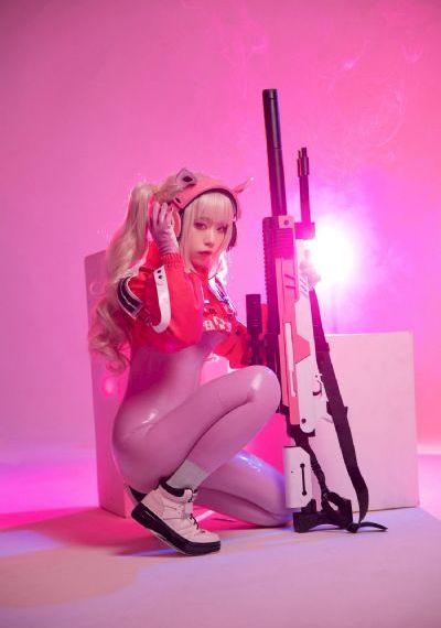 哺乳期给上司喂奶hd