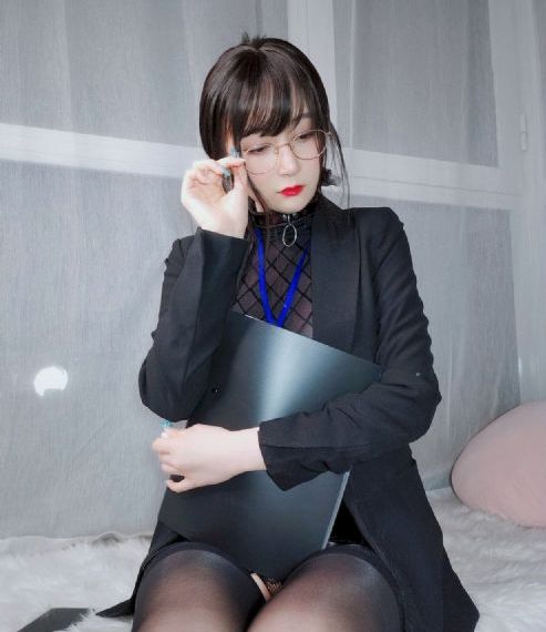 美女撒尿无遮挡