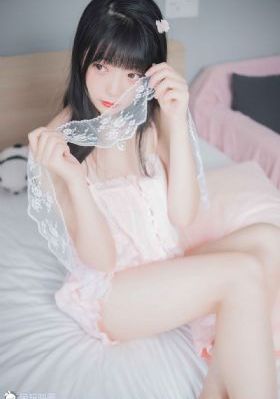 学院侵触