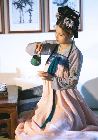 亚va芒果乱码一二三四区别